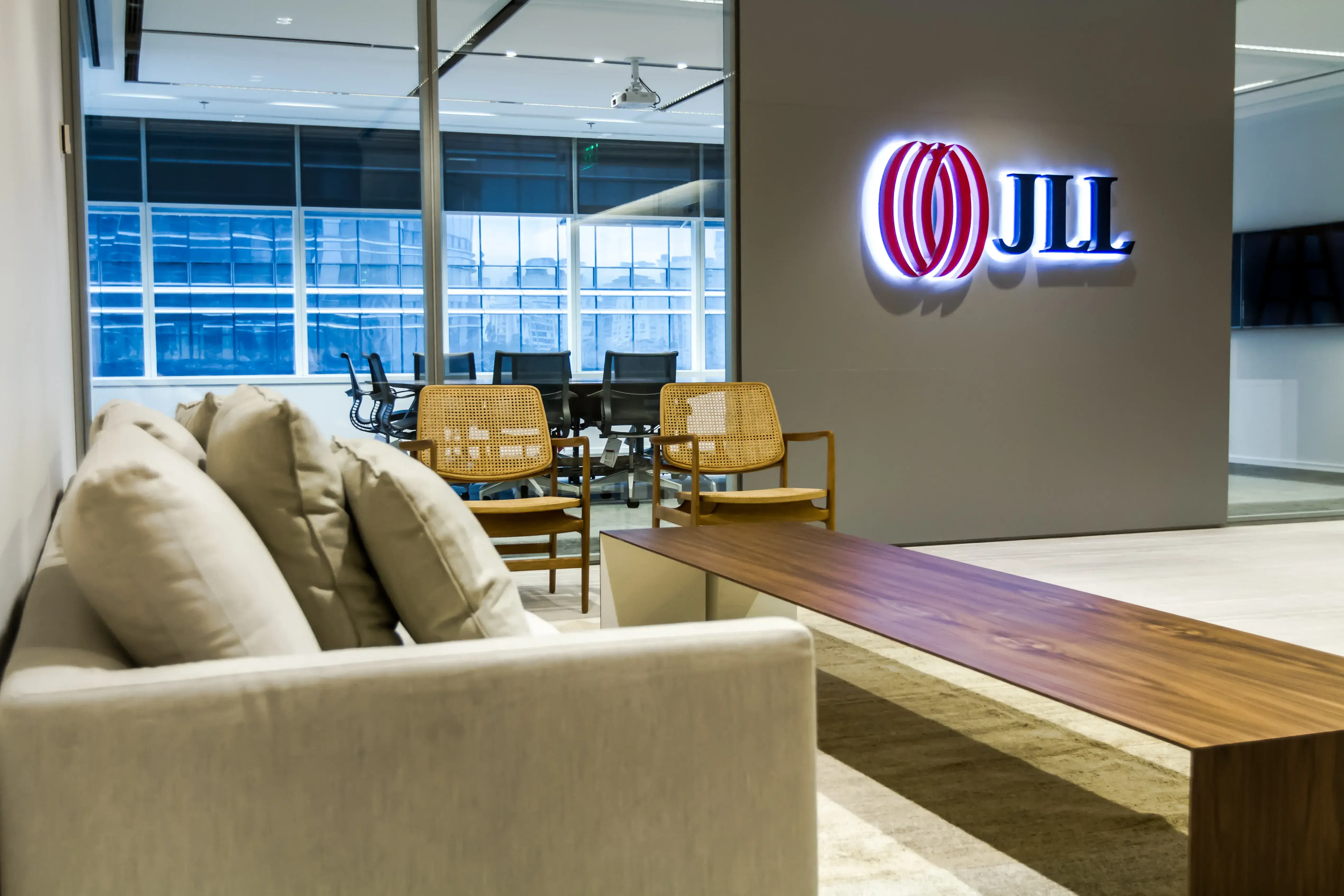 Escritório da JLL no Brasil